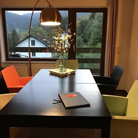 Wald Apartment *
